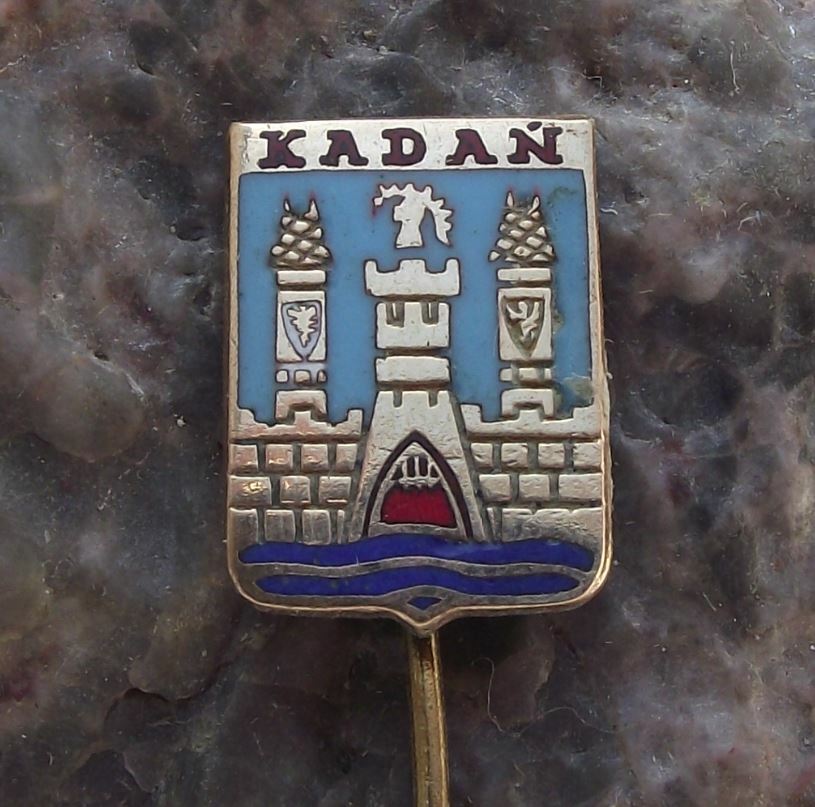 Antique Kadan Czechoslovakia Town Heraldic Crest Official Coat Arms Pin Badge - Badgecrazy