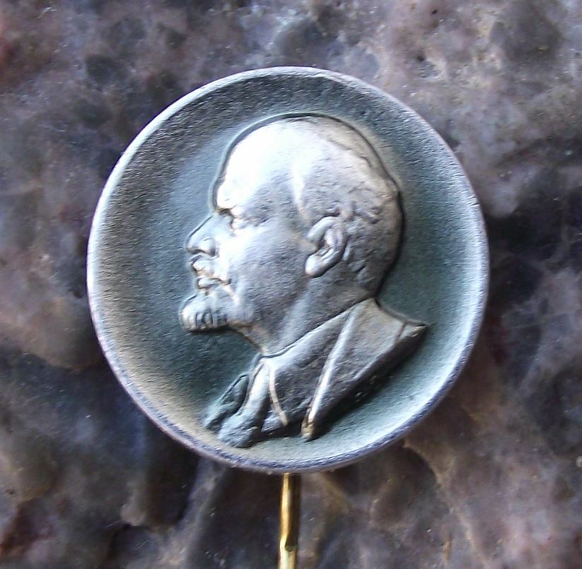 Vintage Vladimir Lenin Soviet Union Russian Premier Communist Leader Pin Badge - Badgecrazy