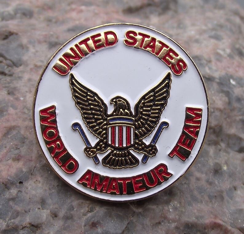 US USA World Amateur Team Golf Club Member Eagle Clubs Logo Pin Badge - Badgecrazy