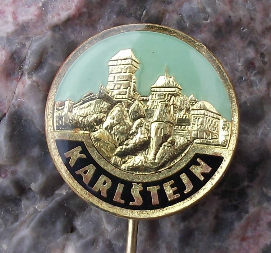 Vintage Karlstejn Karlstein Castle Czech Czechoslovakia Tourist Pin Badge - Badgecrazy