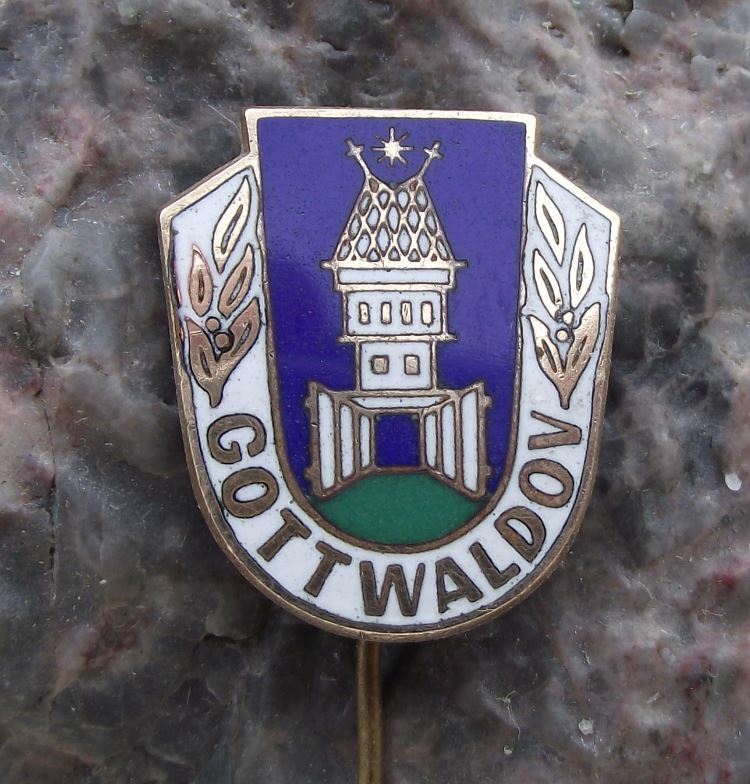 Antique Gottwaldov Coat of Arms Heraldic Crest City Souvenier Pin Badge - Badgecrazy