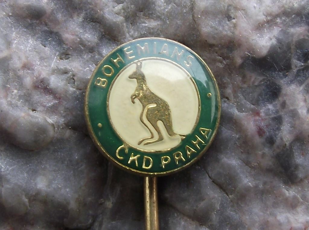Antique Bohemians CKD Praha Prague Czech Football Club Soccer Kangaroo Pin Badge - Badgecrazy