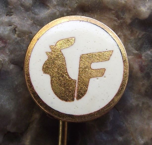 Antique Chicken Rooster Crowing Cockerel Farm Motif Logo Advertising Pin Badge - Badgecrazy