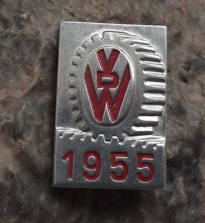 1955 VDW Verein Deutscher Werkzeugmaschinenfabriken Trade Show Messe Pin Badge - Badgecrazy