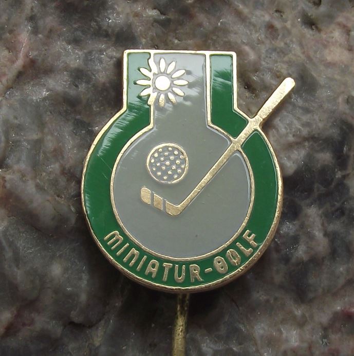 Antique Miniature Crazy Golf Putter Club Ball Souvenier Pin Badge - Badgecrazy