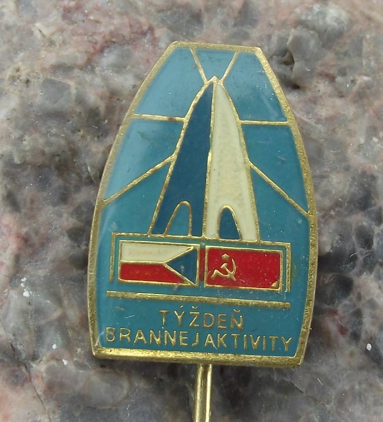 Vintage Czech Soviet Military Exercises Battle for Dukla Pass Memorial Pin Badge - Badgecrazy