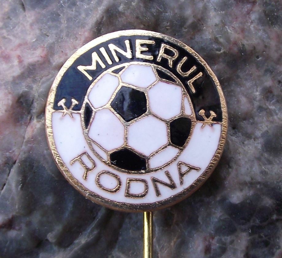 Vintage Minerul Rodna Romania Soccer Football Club Crest Shield Pin Badge - Badgecrazy
