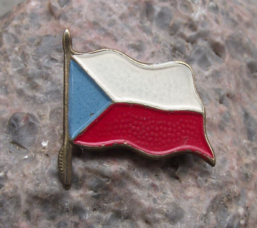 Antique Czech Czechoslovakian National Waving Flag Czechoslovakia Pin Badge - Badgecrazy