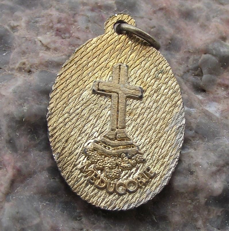 Antique Blessed Mother Mary Christian Religious Holy Necklace Icon Charm - Badgecrazy