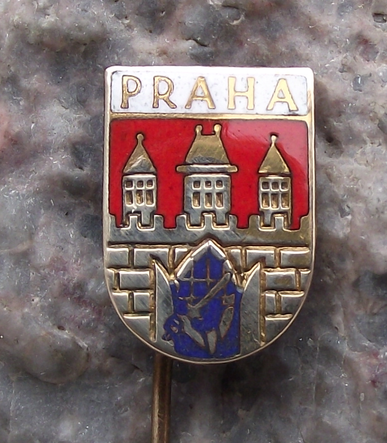 Vintage Prague Prag Praha Castle City Crest Heraldic Shield Tourist Pin Badge - Badgecrazy