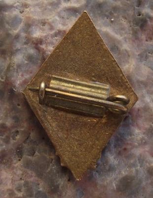 Antique Moscow Skyline Spasskaya Clock Tower Red Square Russia Soviet Pin Badge - Badgecrazy