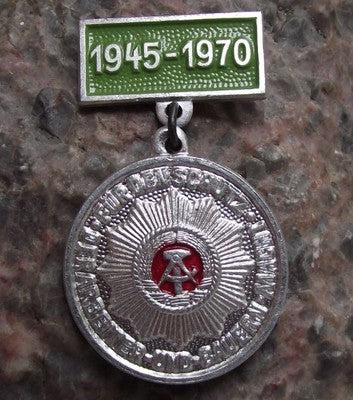 1970 East Germany Compass Hammer Farmers & Workers Anniversary Medal Pin Badg - Badgecrazy