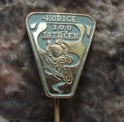 1960s Gustav Havel 300 Starters Motorbike Open Class Road Race Horice Pin Badge - Badgecrazy