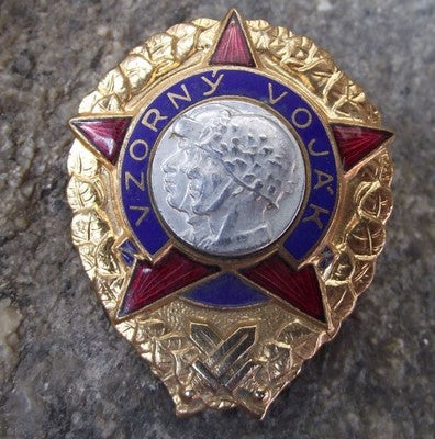 Excellent Outstanding Soldier Army Crossed Swords Uniform Medal Award Badge - Badgecrazy