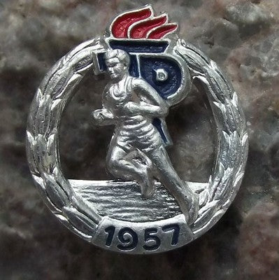1957 Thalmann Pioneer Runner Athletics Running Competition Award Pin Badge - Badgecrazy