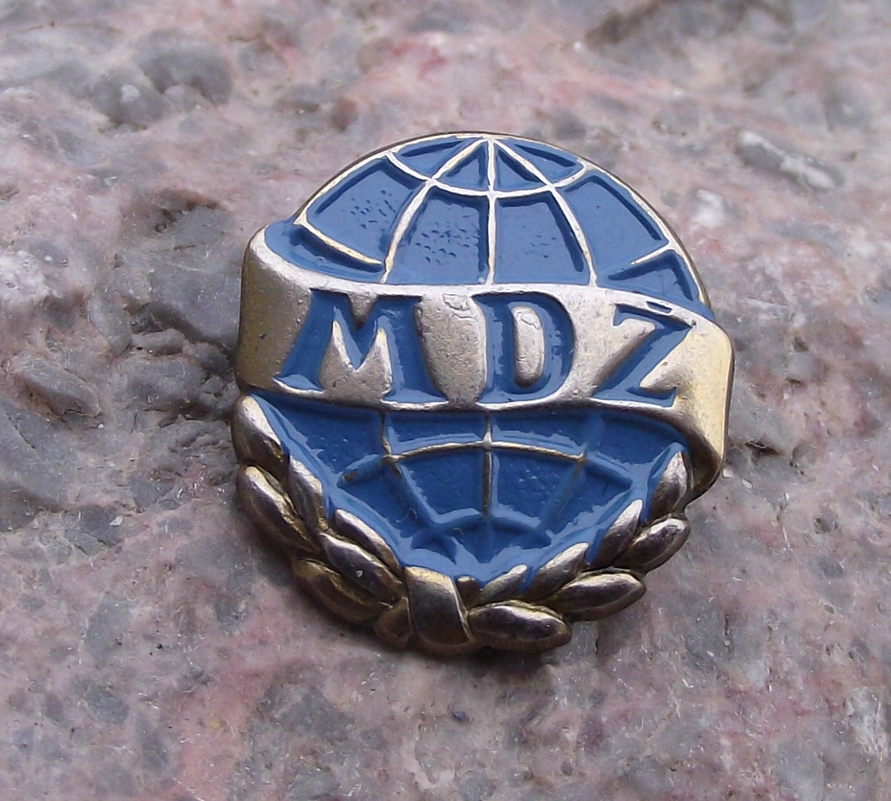 International Women's Day Czech MDZ World Laurel Leaves Pin Badge