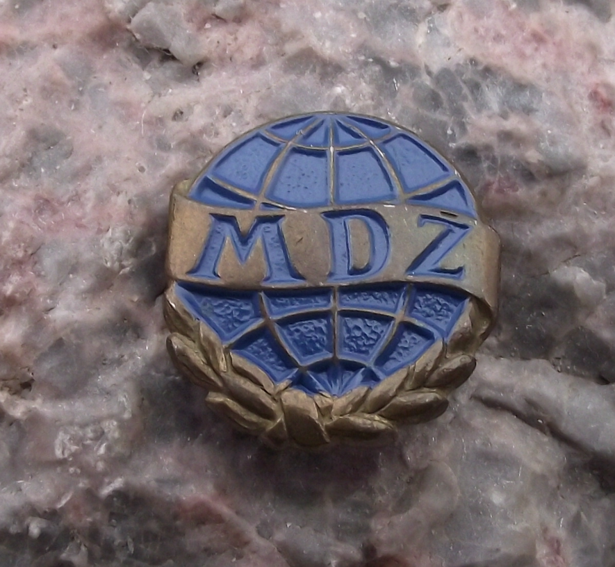 International Women's Day Czech MDZ World Laurel Leaves Pin Badge