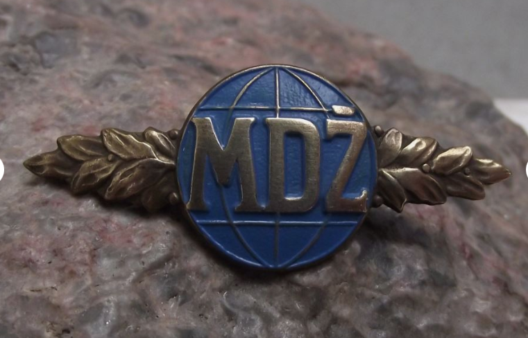 International Women's Day MDZ Czechoslovakia Peace Bar Style Pin Badge