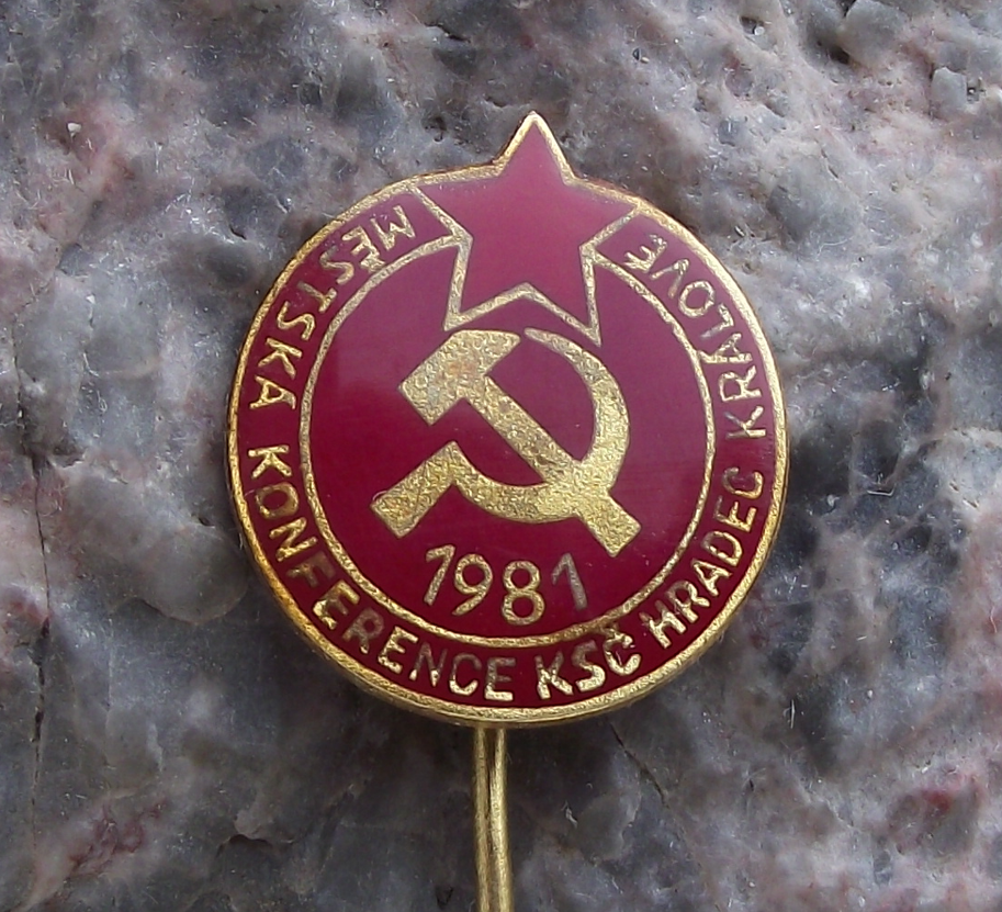 1981 Hradec Kralove KSC Czech City Communist Party Conference Pin Badge