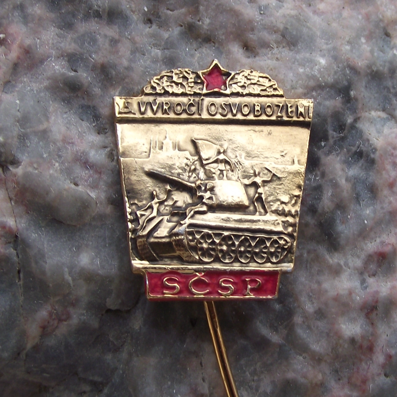 1960 SCSP Czechoslovakia Soviet T34 Tank Liberation Pin Badge