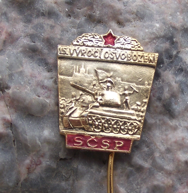 1960 SCSP Czechoslovakia Soviet T34 Tank Liberation Pin Badge