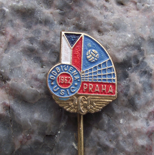 1962 USIC Railway Sports Federation Volleyball Pin Badge