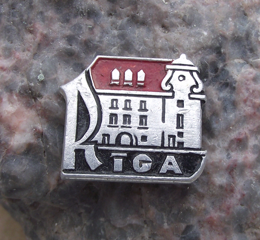 Vintage Latvia Latvija Riga Rundale Baroque Palace Pin Badge