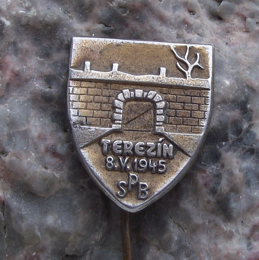 Vintage Terezin Concentration Camp Theresienstadt Anti Fascism SPB Pin Badge