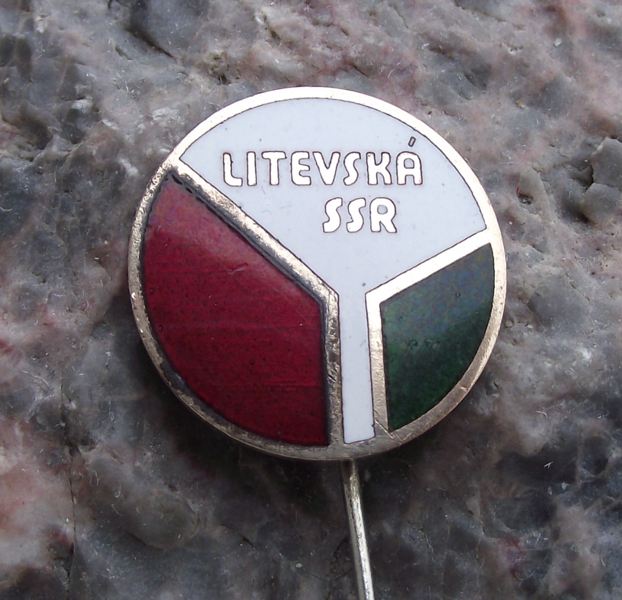 Vintage Lithuania SSR Lithuanian Soviet Socialist Republic Flag Pin Badge