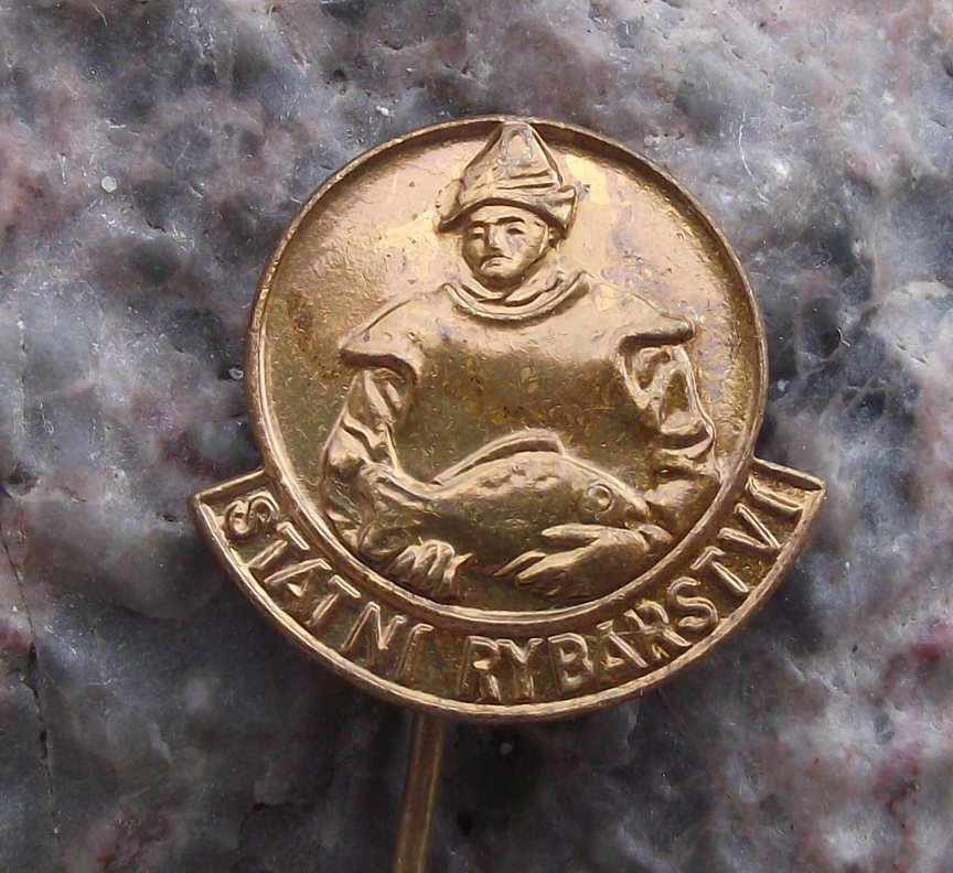 Vintage Czech State Fishery Fisherman with Carp Fish Fishing Pin Badge