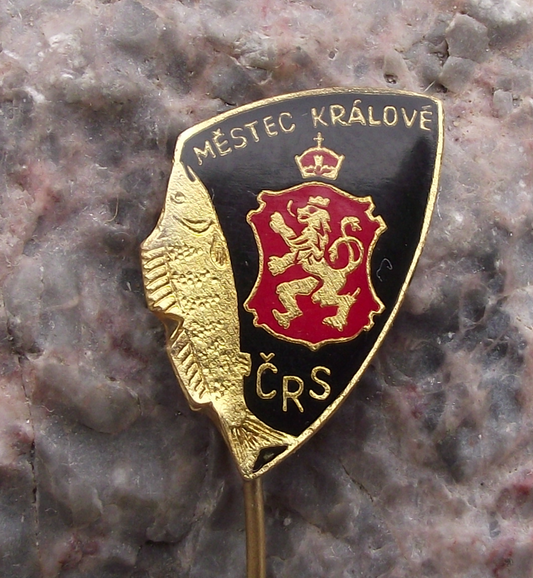 Vintage Mestec Kralove Czechoslovakia Fishing Association Angling Pin Badge