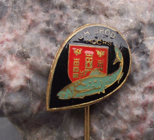 Vintage Uhersky Brod Czechoslovakia Fishing Association Angling Pin Badge