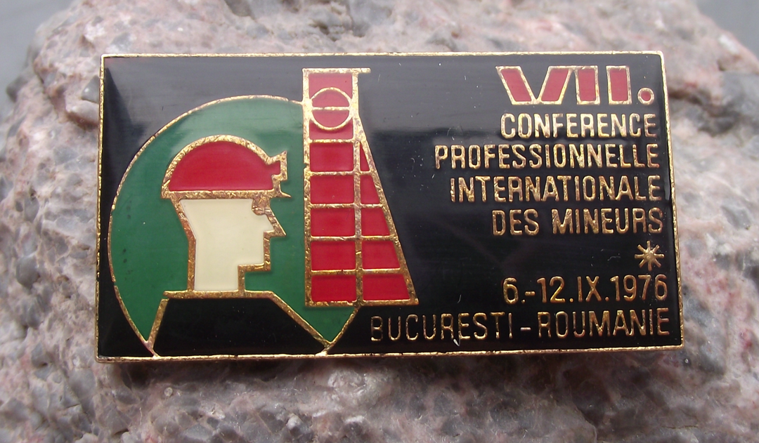 1976 Bucharest Romania VII Miners Coal Mining Conference Pin Badge