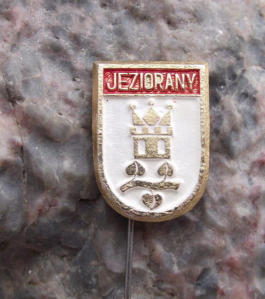 Vintage Poland Heraldic Polish City Town Crest Jeziorany Pin Badge