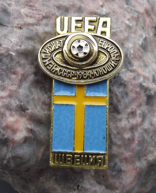 1984 UEFA European Football Championships Sweden Swedish Team Pin Badge