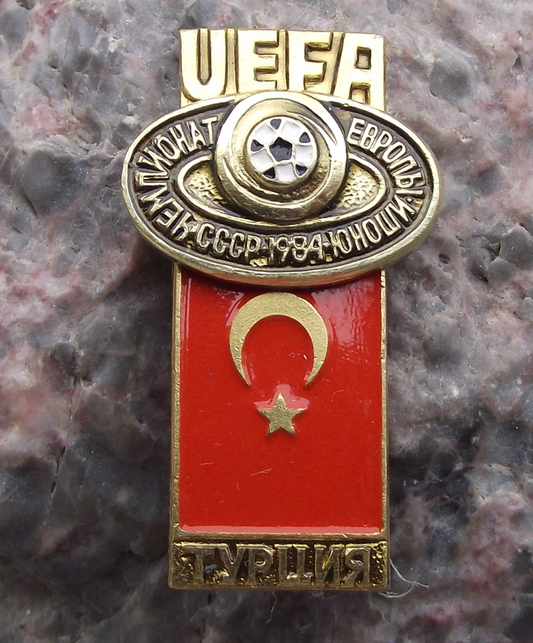 1984 UEFA European Football Championships Turkey Turkish Team Pin Badge