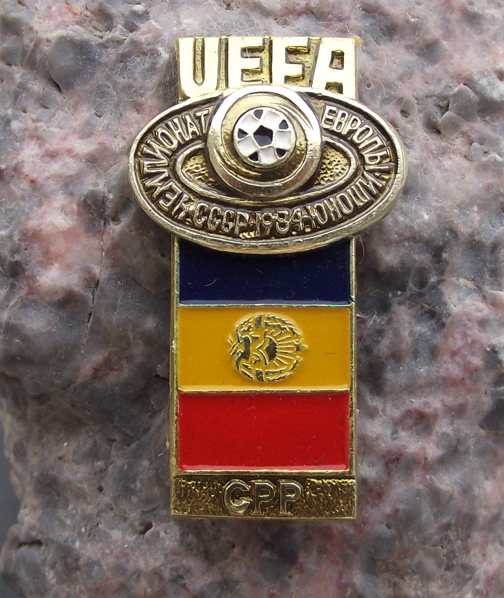 1984 UEFA European Football Championships Romania Romanian Team Pin Badge