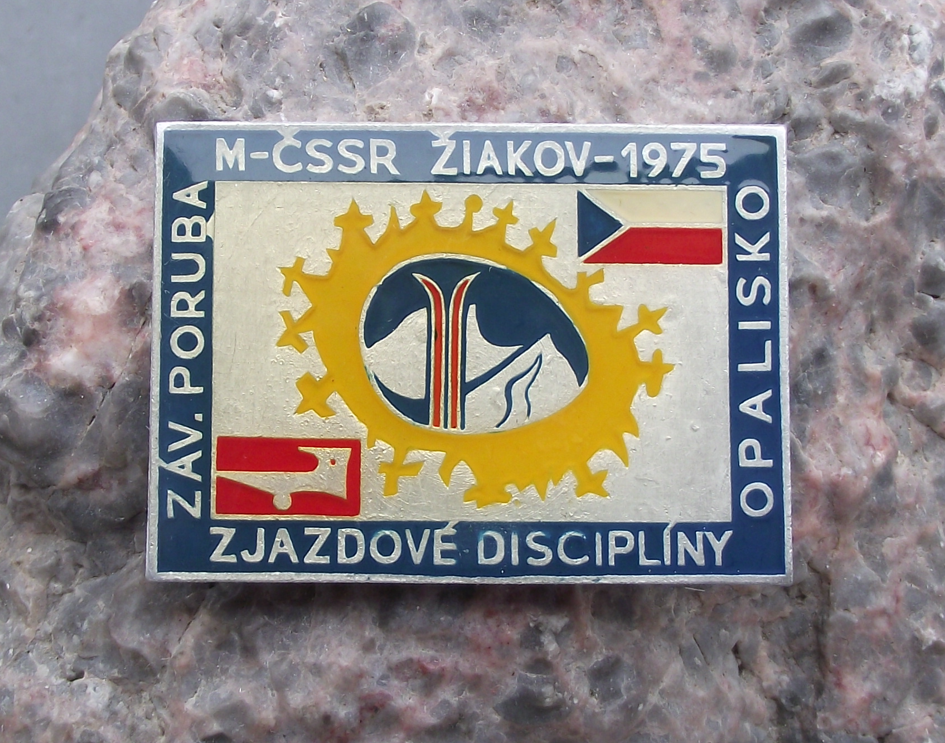 1975 Czech National Championships Downhill Skiing Opalisko Pin Badge