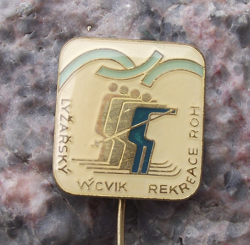 Vintage Czechoslovakia Skiing Association ROH Ski Tourism Pin Badge