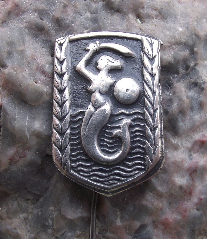 Vintage Polish Mermaid of Warsaw Syrenka City Crest of Poland Pin Badge