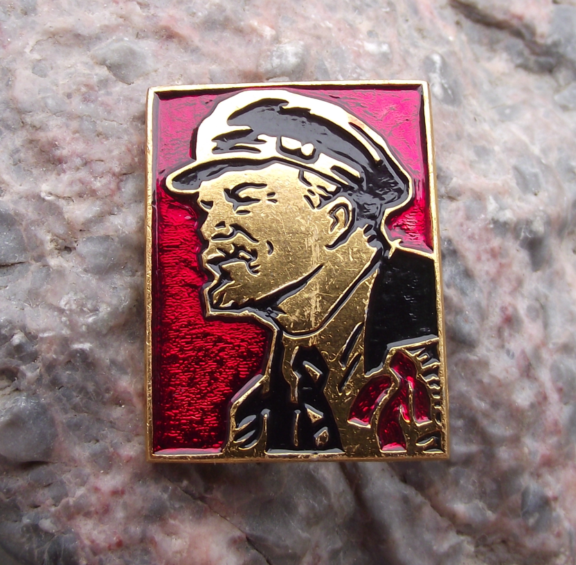 Vintage VI Lenin Communist Leader Flat Workers Cap Carnation Pin Badge