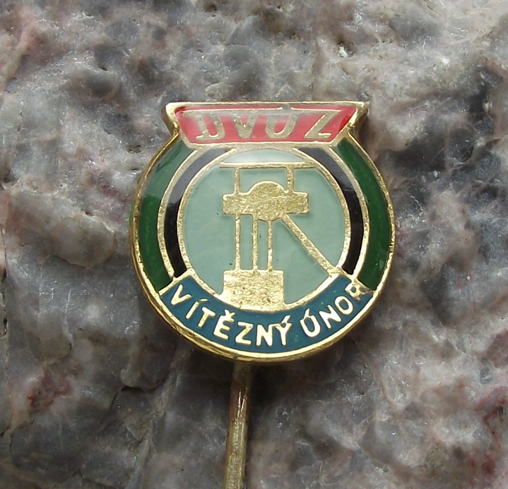 Vintage Vitezny Unor Coal Mining Pits of Czechoslovakia DVUZ Pin Badge