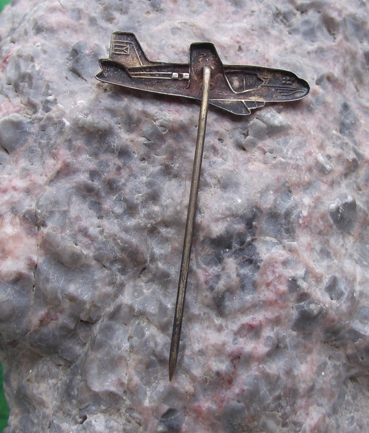 1957 CSA Czechoslovakia Airlines Avia AV-14 OK-LCA Aircraft Pin Badge