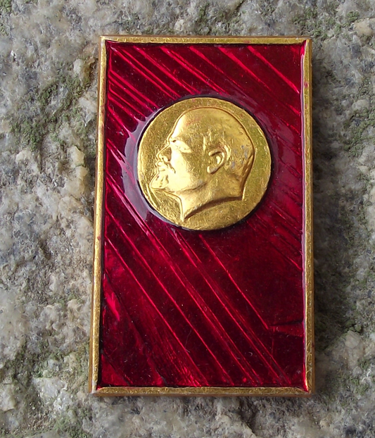 Vintage VI Vladimir Lenin Russian Communist Politicial Red Flag Pin Badge