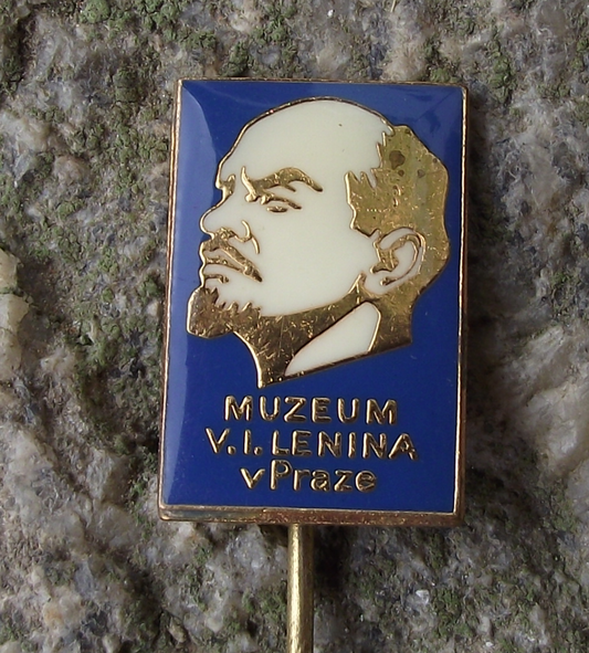 Vintage Former Vladimir Lenin Museum Prague Czechoslovakia Tourist Pin Badge