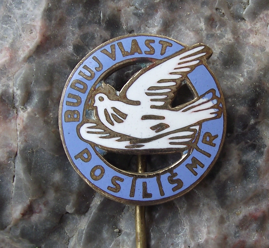 Vintage Czechoslovakia Build Homeland to Bring Peace Dove Pin Badge