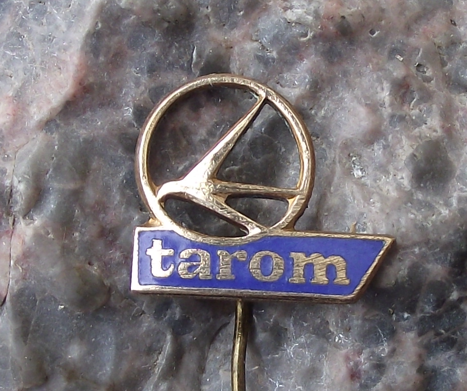 Vintage TAROM Romanian Airlines Aircraft Bird Logo Cut Away Pin Badge