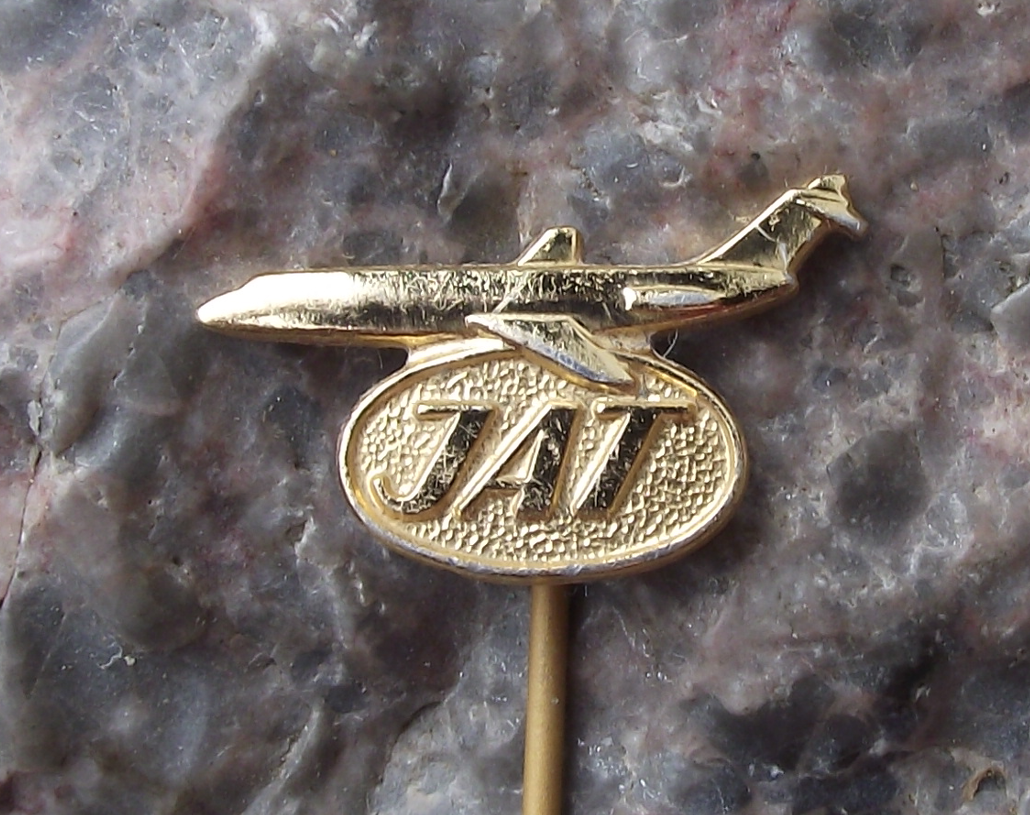 1969 JAT McDonnell Douglas DC-9 Serbia Airlines Aircraft Pin Badge