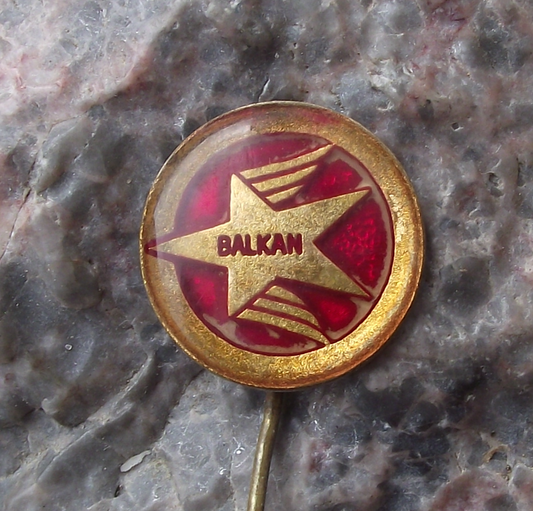 Vintage Bulgaria National Airlines Tabso Balkan Aircraft Bird Motif Pin Badge