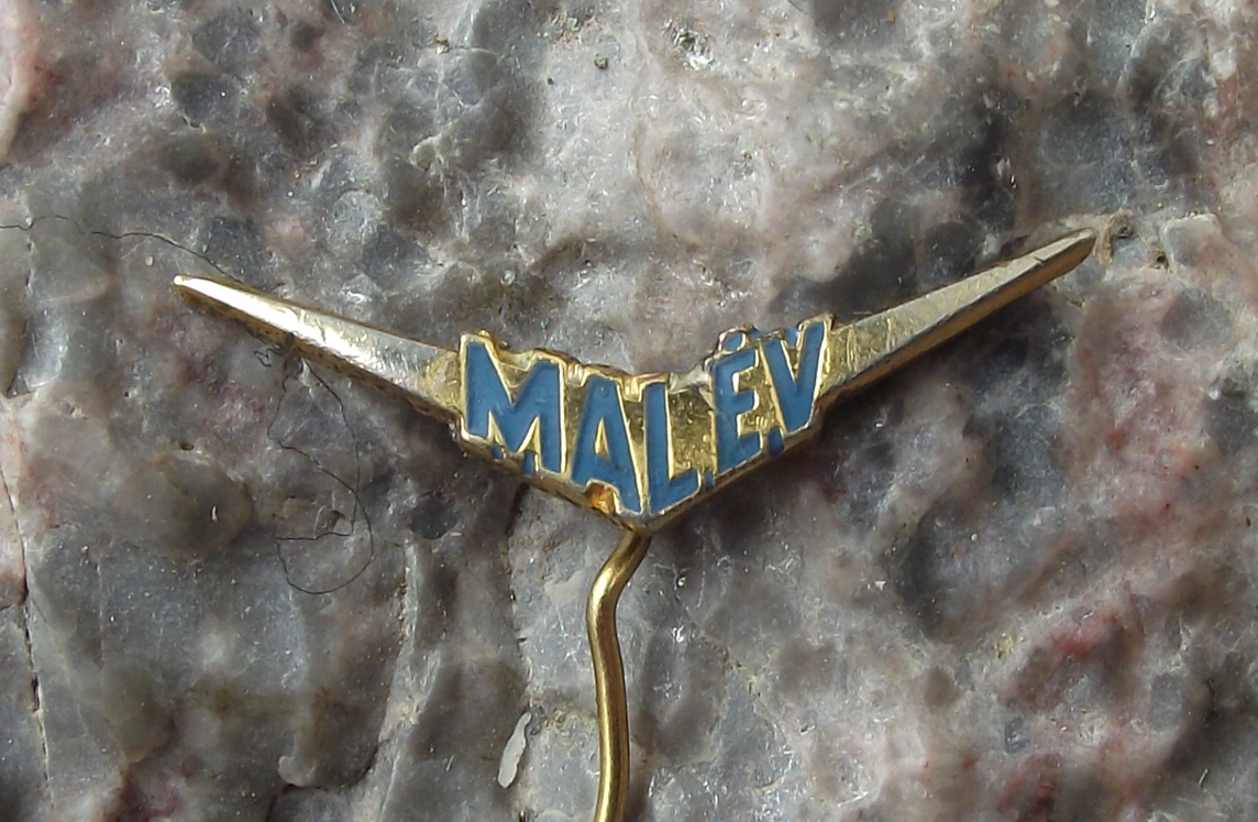 Vintage Malev Hungary Hungarian Airline Wings Aviation Pin Badge